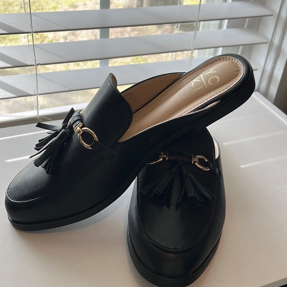 Stunning mules